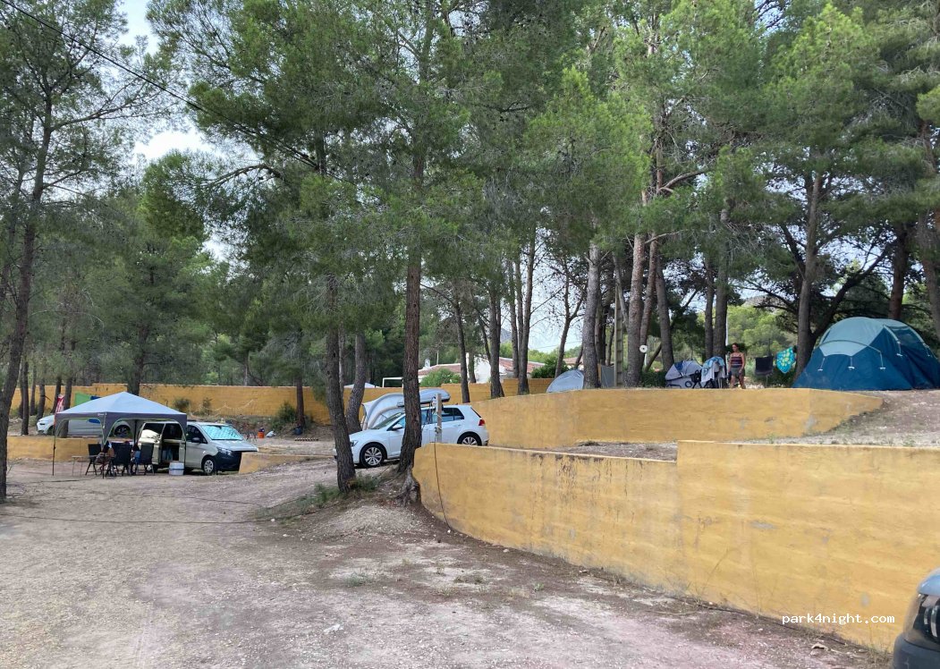 CAMPING PUIG CAMPANA — foto