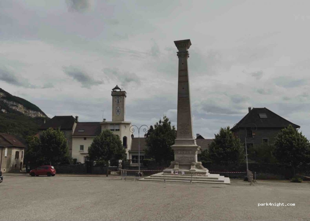 (01150) Villebois - 127 Rue de la place — foto 2