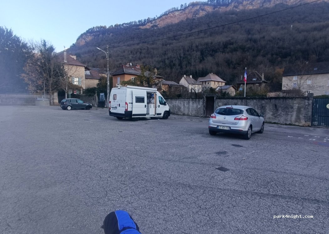 (01150) Villebois - 127 Rue de la place — foto 5