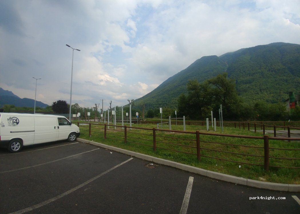 (22018) Porlezza - 100 Via Calbiga — foto 2