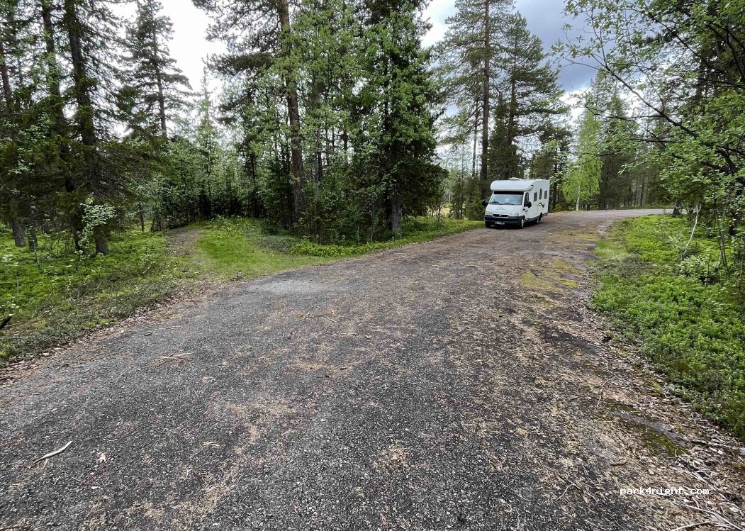 (930 81) Glommersträsk - — foto 2