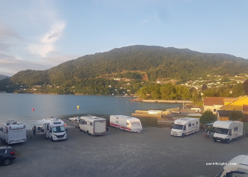 Skånevik Bobil Camping — foto 3
