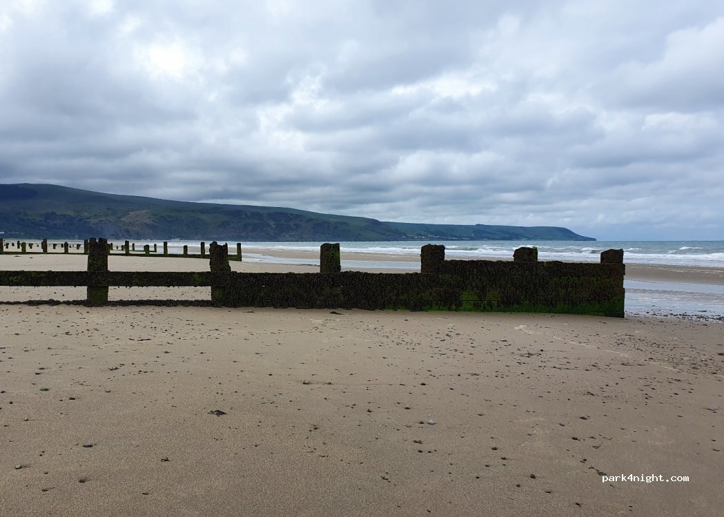 (LL42 1NA) Barmouth - 2 Marine Parade — foto 2