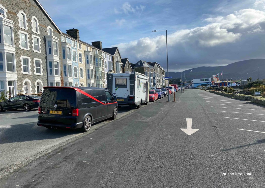 (LL42 1NA) Barmouth - 2 Marine Parade — foto 4