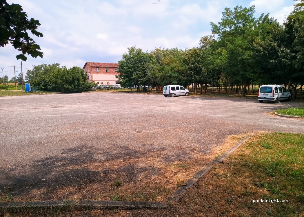 (82000) Montauban - 855 Avenue de Gasseras — foto