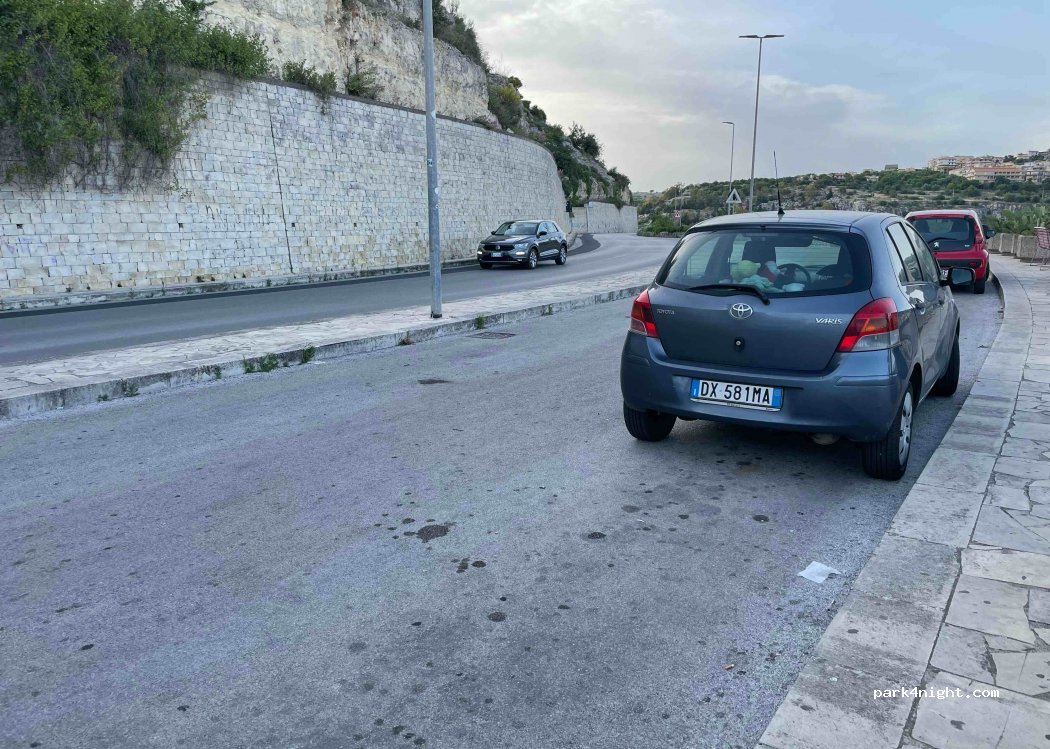 (97015) Modica - 69 Via San Benedetto da Norcia — foto
