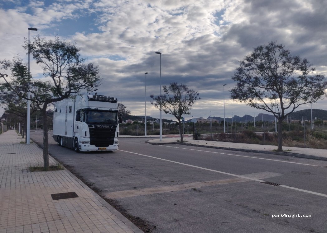 (46500) Sagunto - 135 Plaça P.p. Norte Palancia — foto 2
