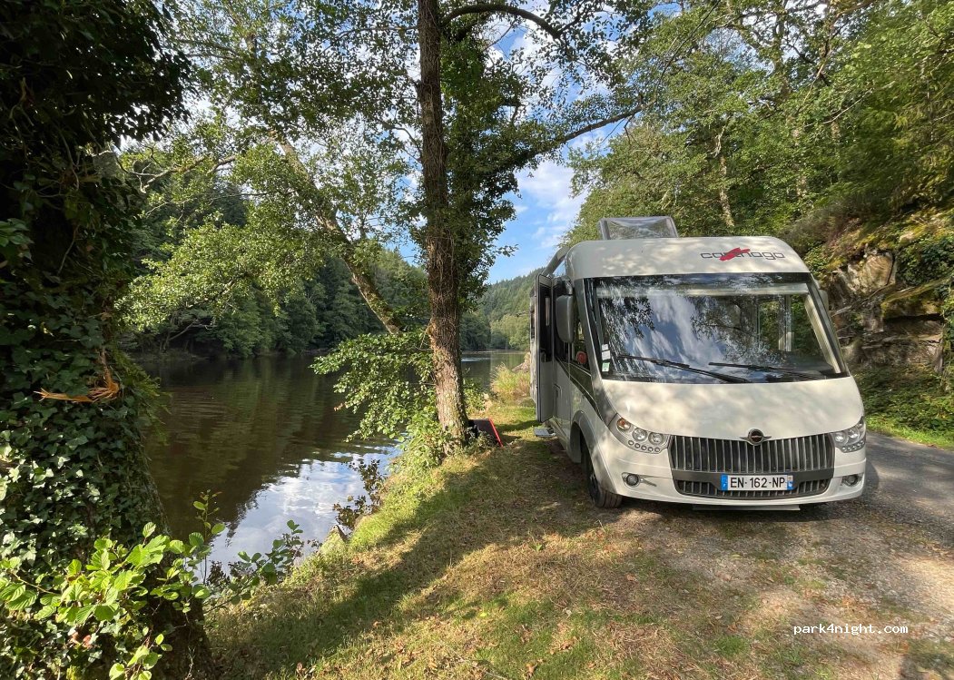 (23430) Châtelus-le-Marcheix - — foto 3
