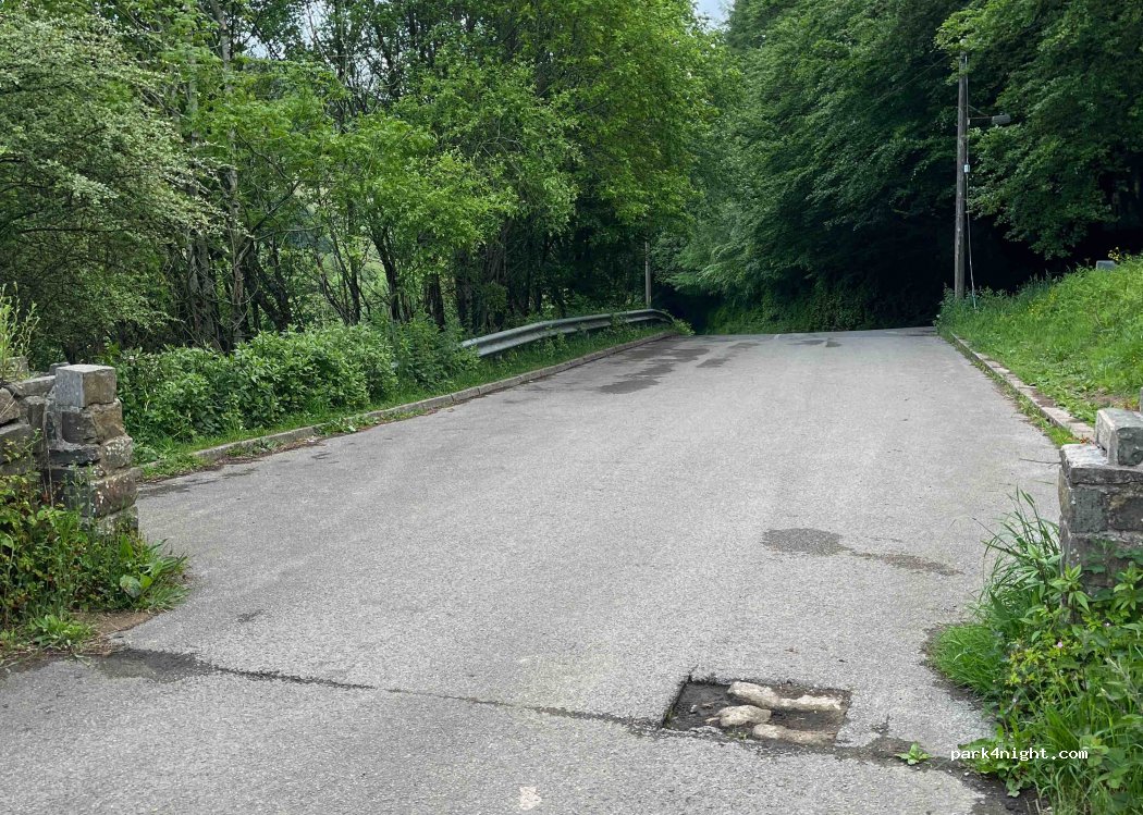 (NP4 6UE) Pontypool - Pantygasseg Road — foto 2