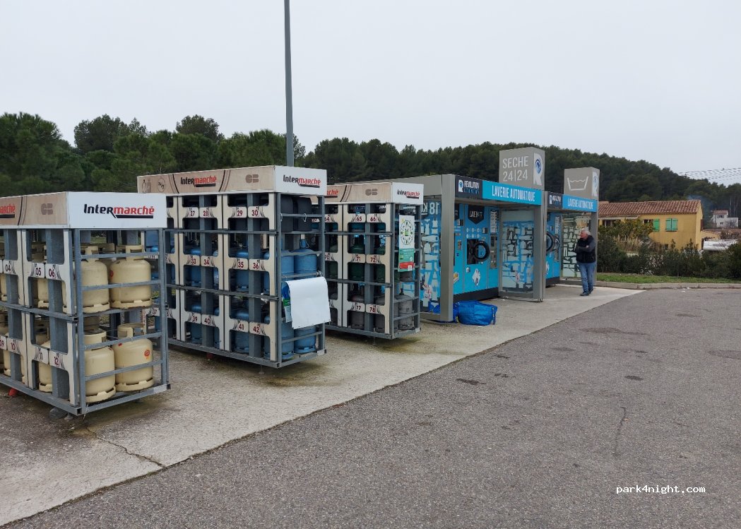 Intermarché station-service Orgon — foto
