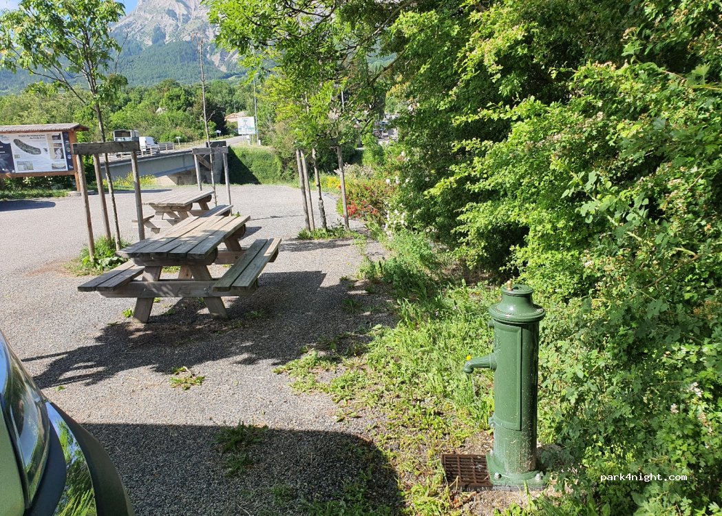 (05500) Saint-Bonnet-en-Champsaur - 6 Impasse du Moulin — foto