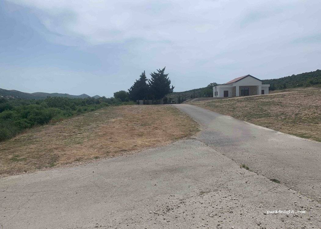 (23211) Vrana - Put Svetog Mihovila — foto