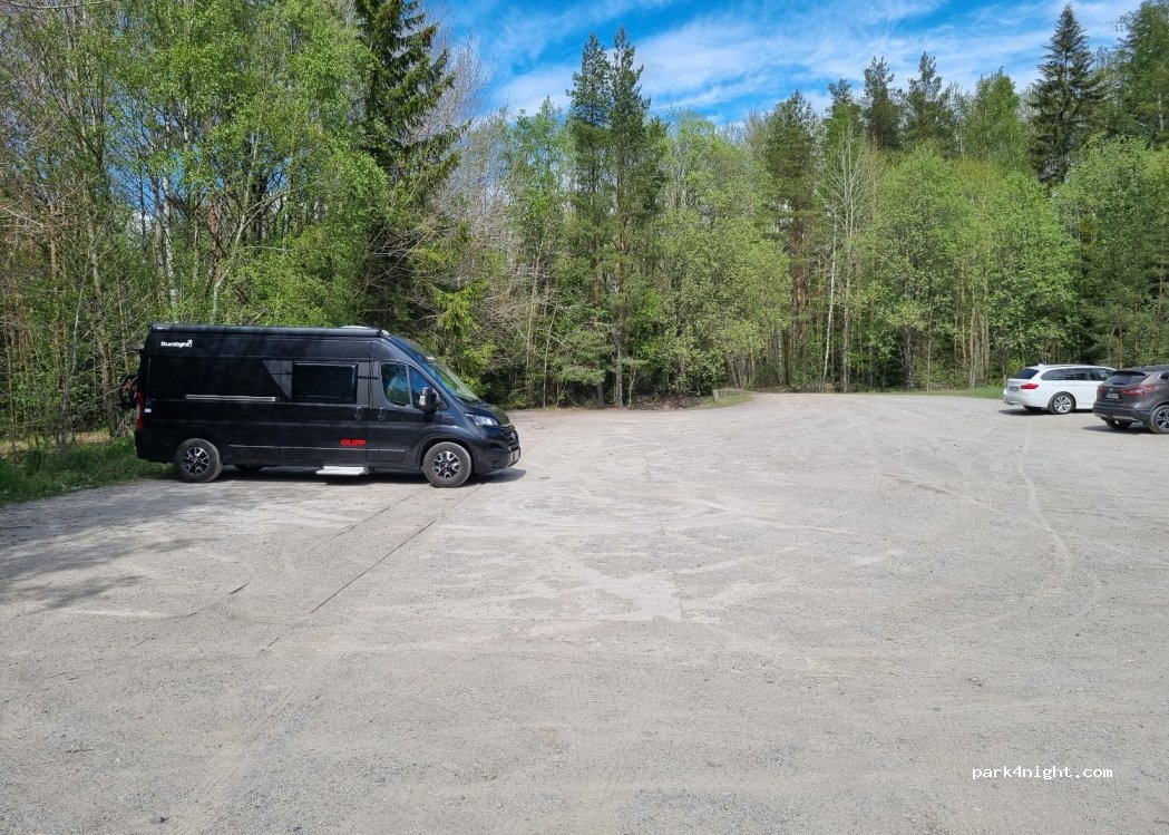 (20460) Turku - 125 Karhunojantie — foto