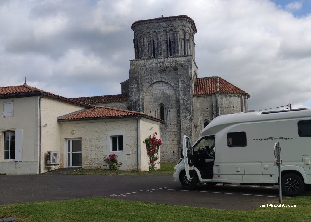 (17500) Réaux-Sur-Trèfle - 66 Route de Saint-Martin — foto