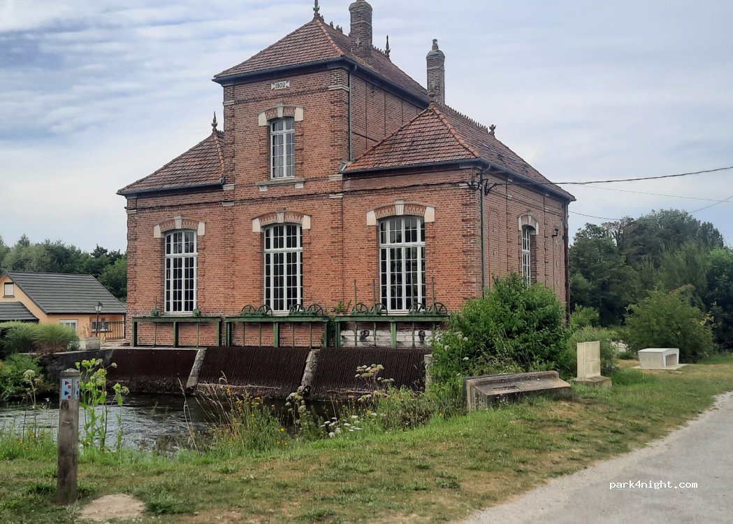 Camping municipal La Peupleraie — foto 4