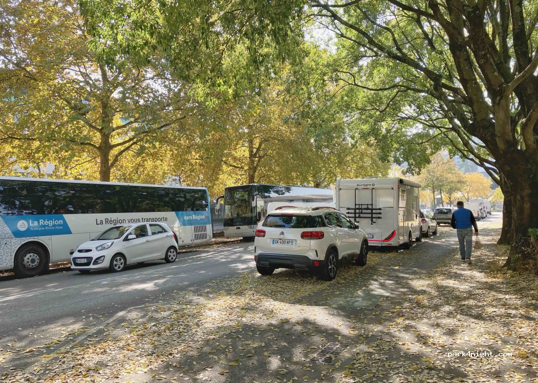 (73000) Chambéry - 151 Avenue Marius Berroir — foto 3