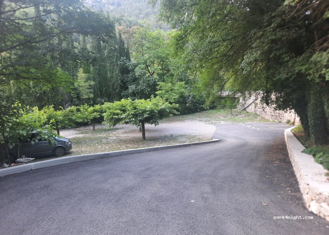 (06910) Roquesteron - 5 Chemin du Riou — foto 2