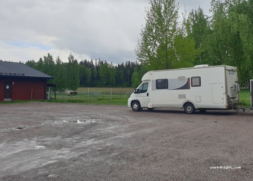 (00690) Helsinki - 1 Tuomarinkyläntie — foto