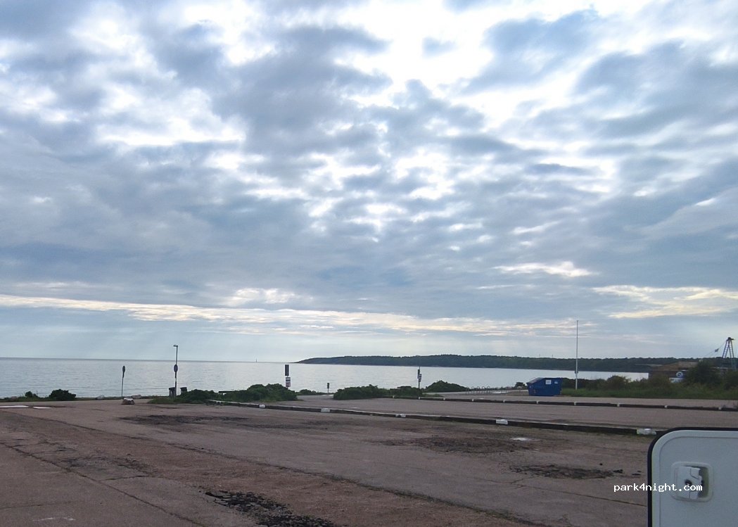 (302 40) Halmstad - 35 Grötviksvägen — foto