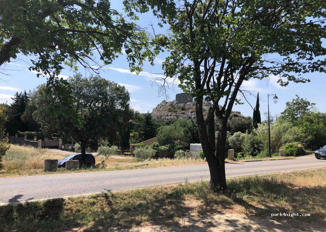 (13930) Aureille - 23 Avenue des Alpilles — foto