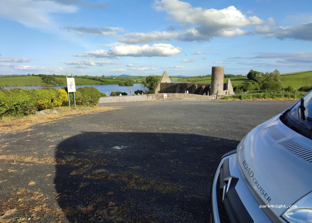 (H14 DX00) Milltown - Unnamed Road — foto 2