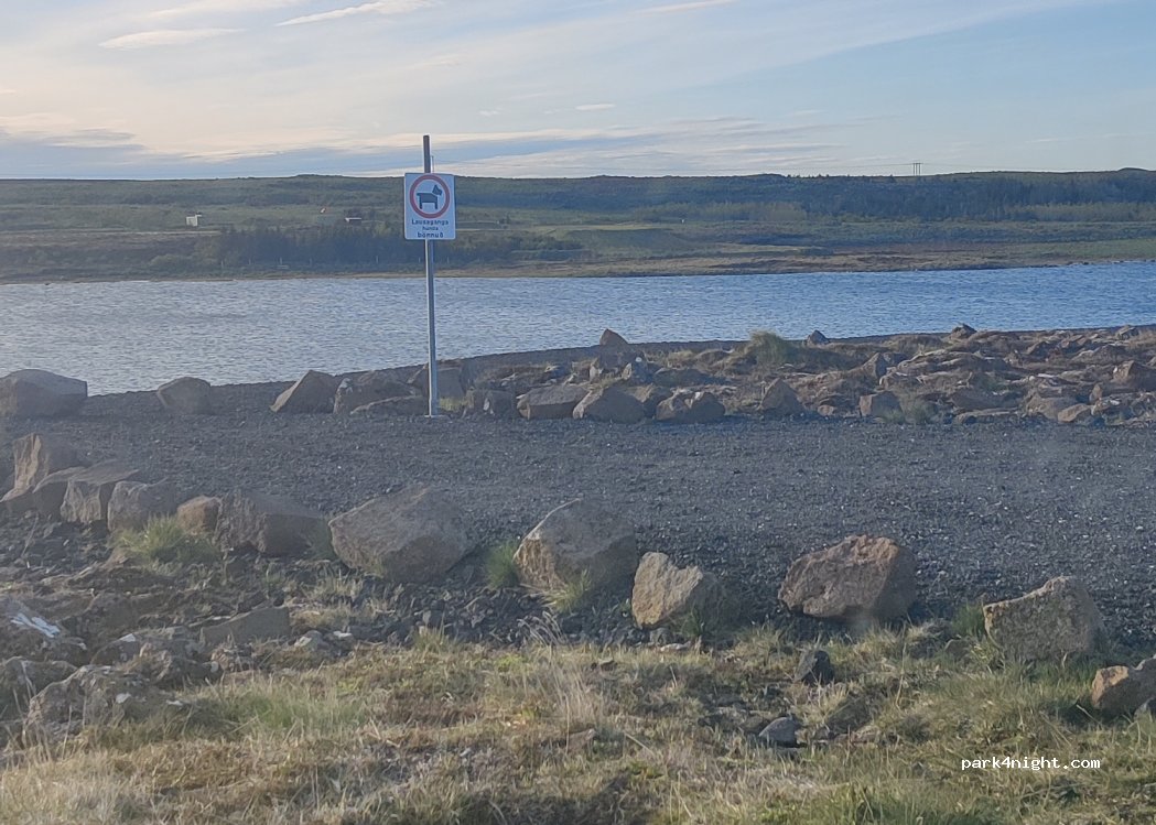(260) Njardvik - — foto