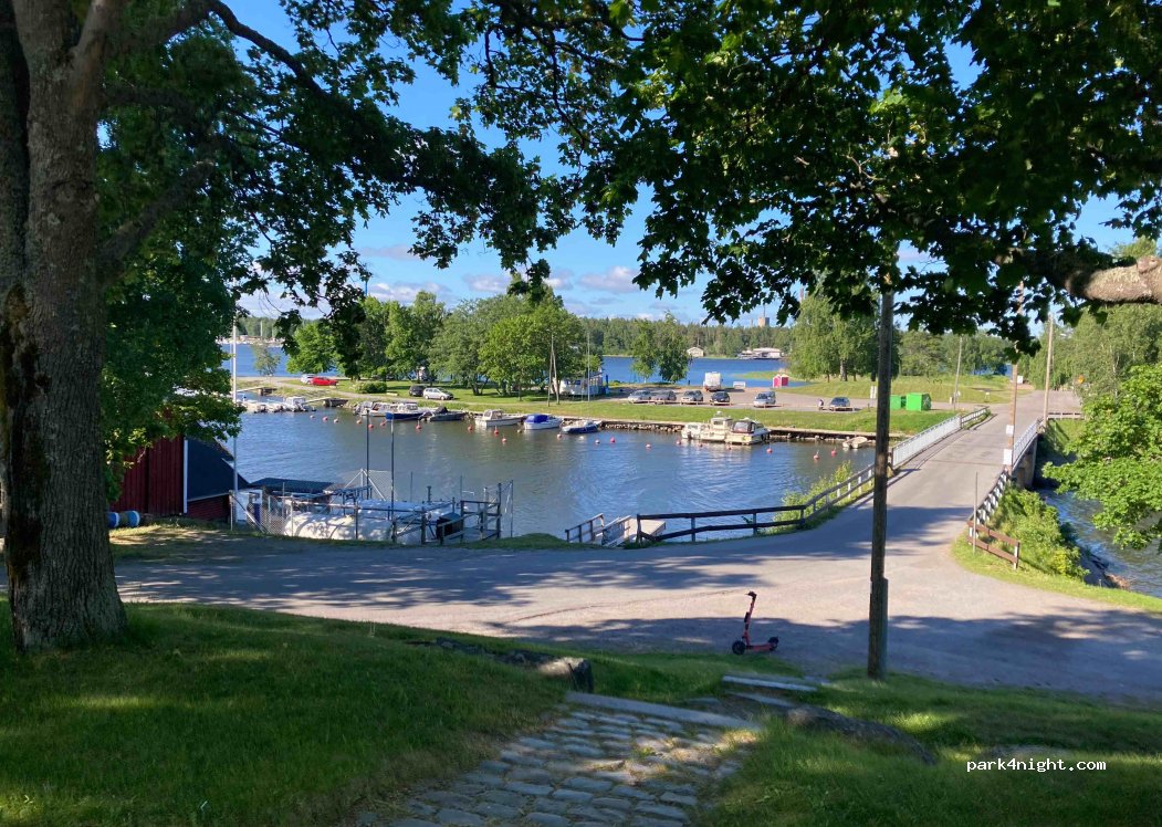 (65200) Vaasa - 1 Pikisaarenkatu — foto