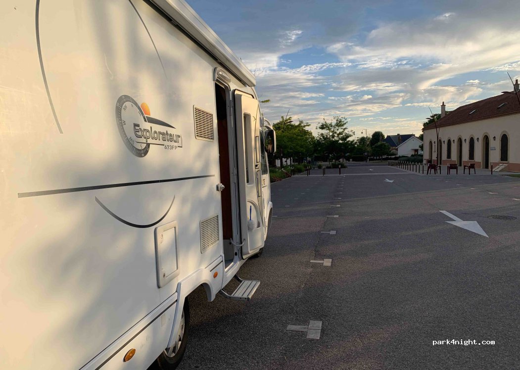 (10410) Saint-Parres-aux-Tertres - 26X Rue Edmé Denizot — foto 2