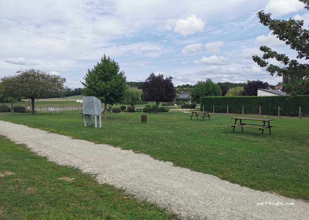 (37110) Neuville-sur-Brenne - 2 Rue des Écoles — foto 2