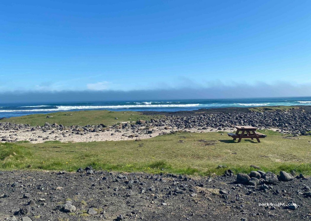 (240) Grindavik - — foto