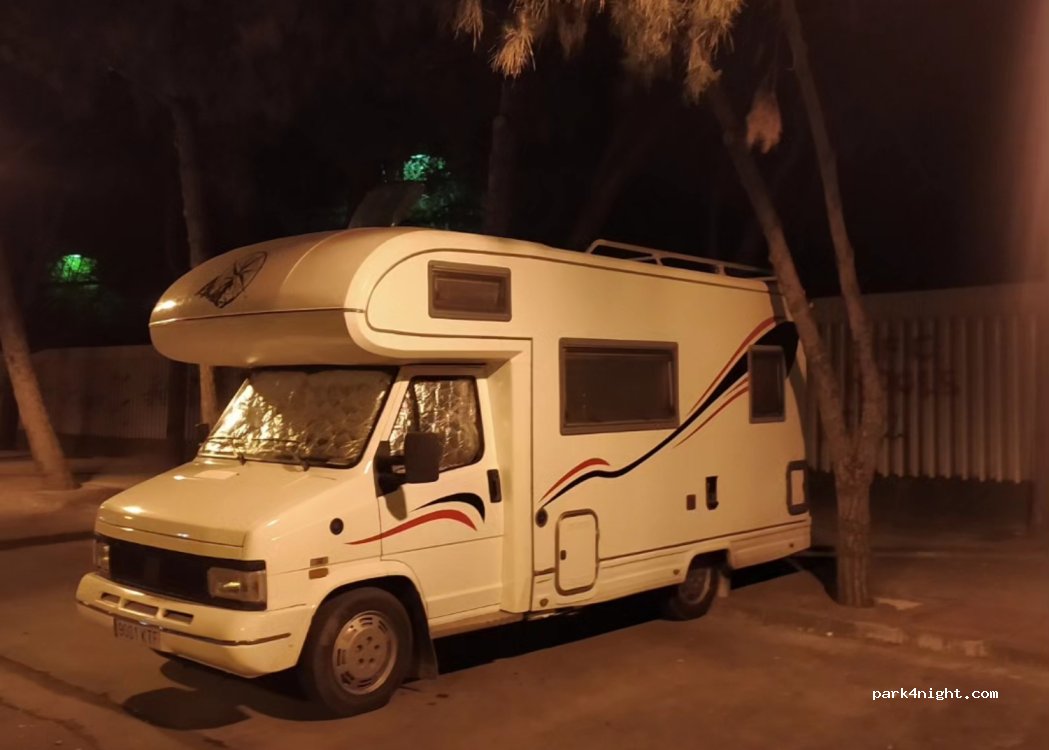 (41092) Sevilla - C. Enriquez de Ribera — foto 4