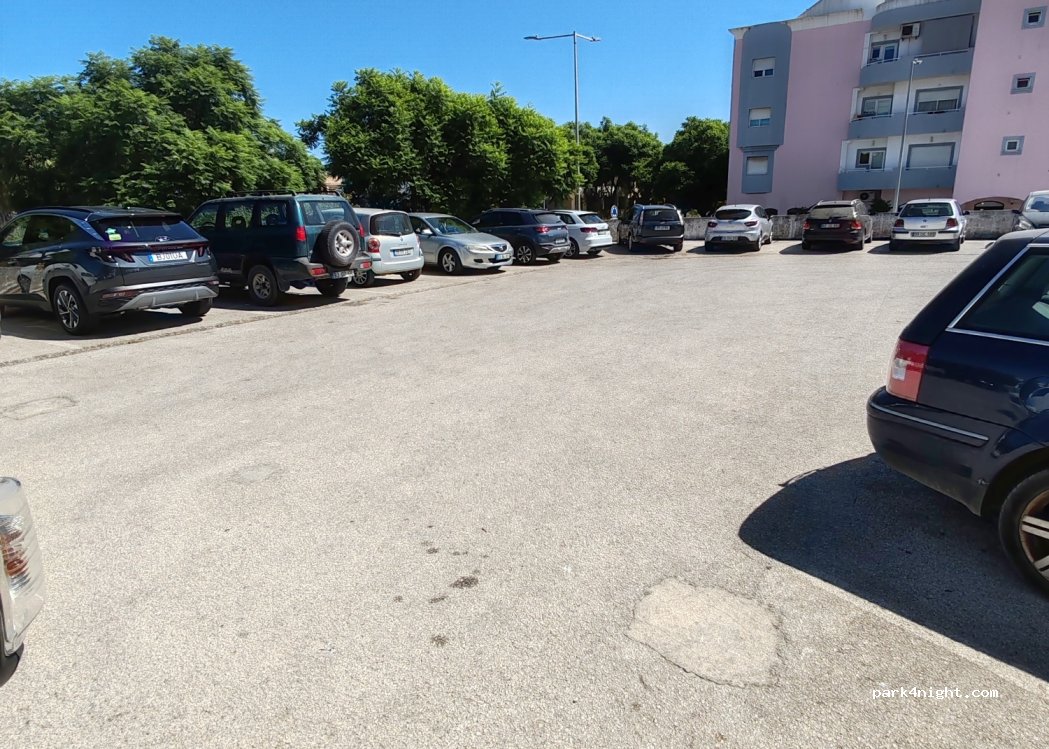 (8600-775) Lagos - 35 Rua Francisco Xavier Ataíde de Oliveira — foto 4