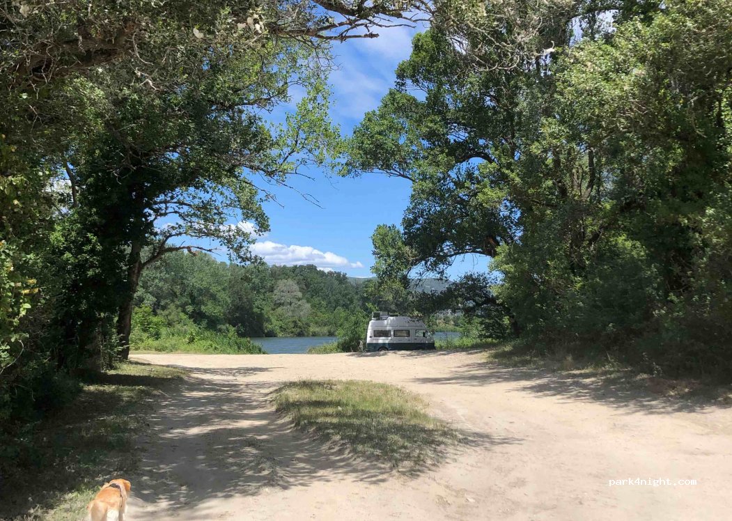 (07400) Rochemaure - Unnamed road — foto 3