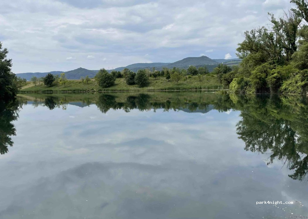 (07400) Rochemaure - Unnamed road — foto 4