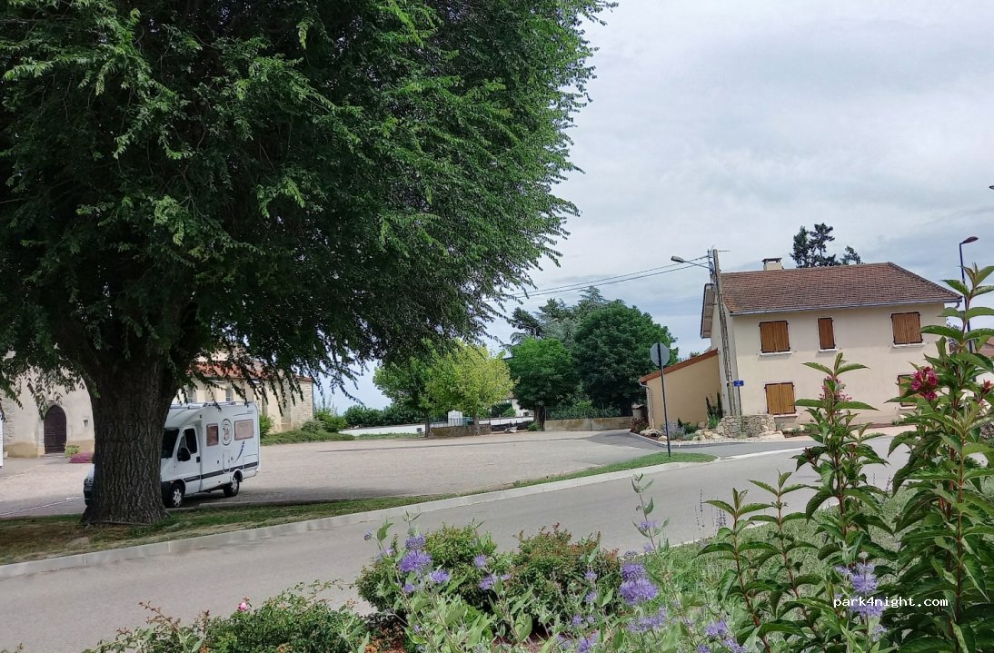 (42210) Marclopt - 1 Place de L’Eglise — foto 2