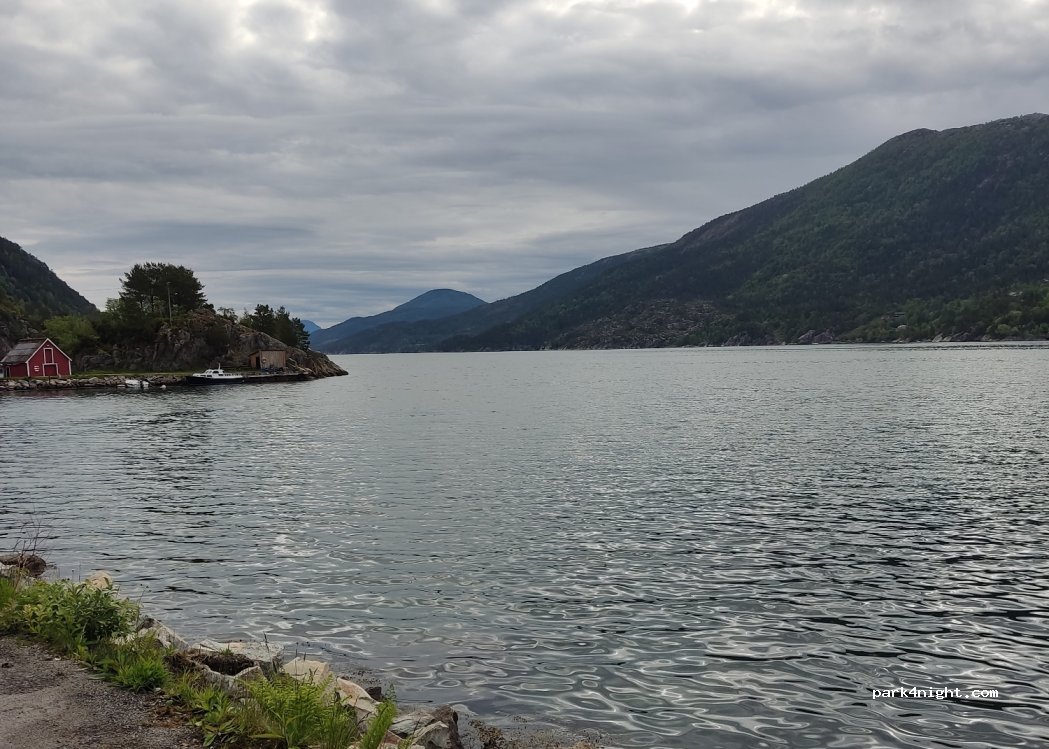 (5567) Skjoldastraumen - 90 Yrkjesvegen — foto