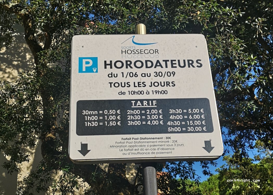 (40150) Soorts-Hossegor - 70 Place Louis Pasteur — foto 3