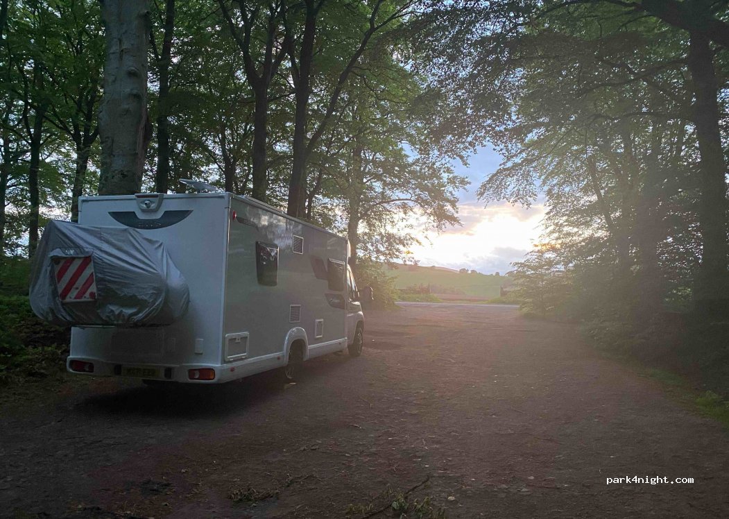 (DD8 4RF) Northmuir - Windyghoul Road — foto