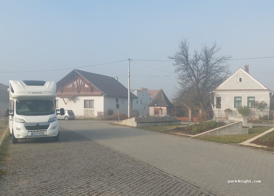 (537135) Lăzarea - Unnamed road — foto 3