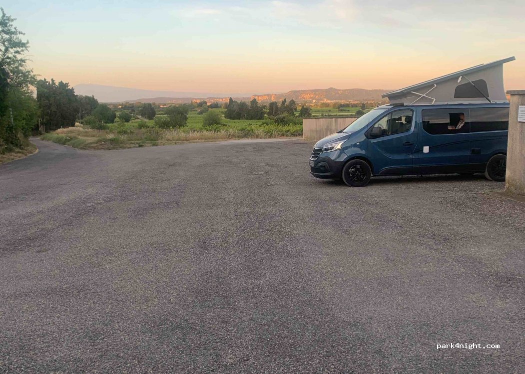 (30650) Rochefort-du-Gard - 122 Chemin du Bourgas — foto