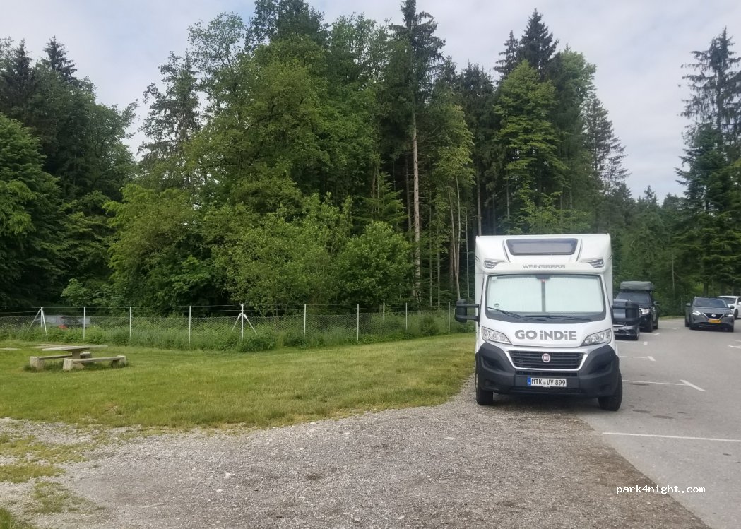 (4208) Šenčur - 51 Gasilska cesta — foto