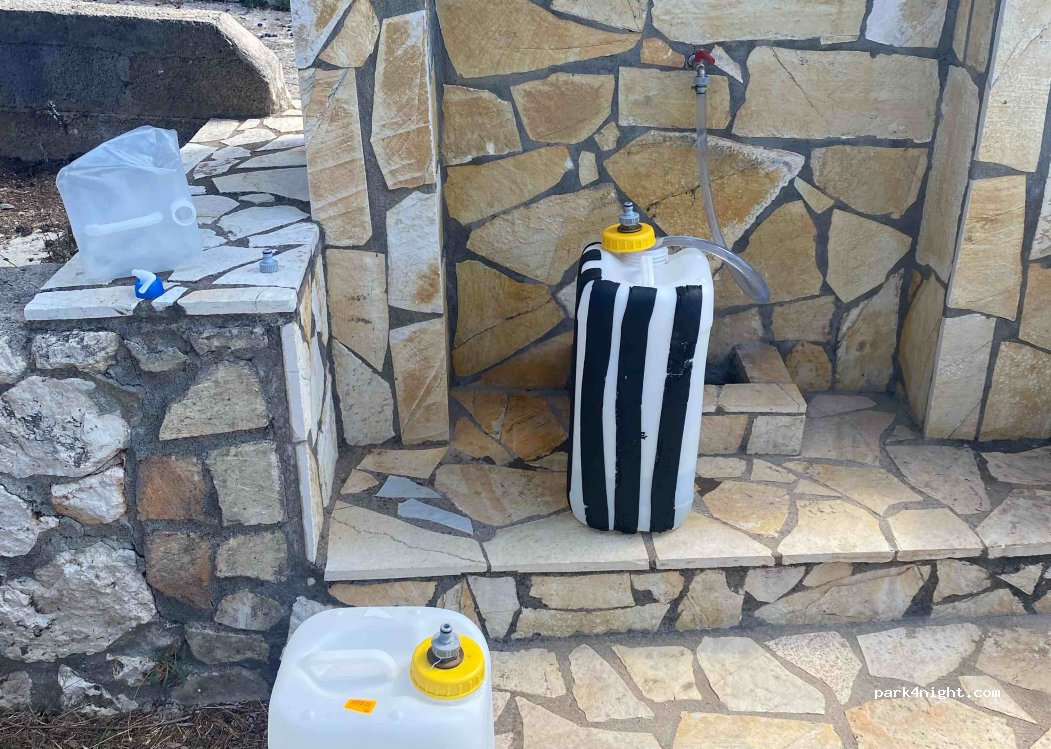 (281 00) Farsa - 111 Eparchiaki Odos Argostoliou — foto 3