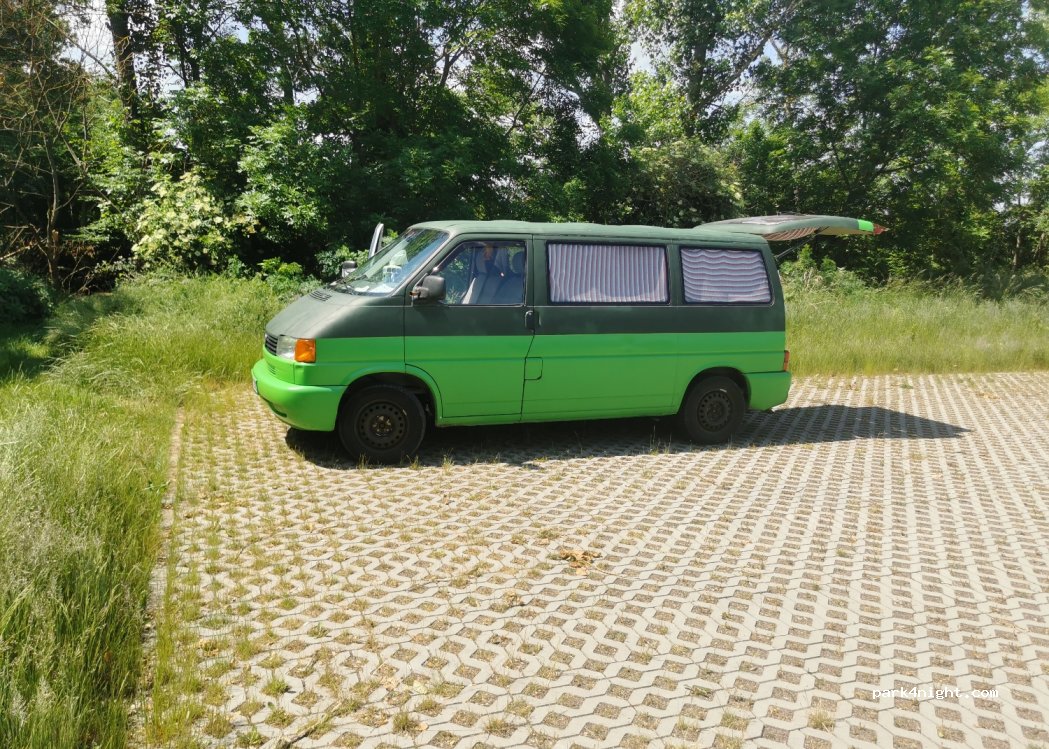 (06667) Goseck - Unnamed road — foto