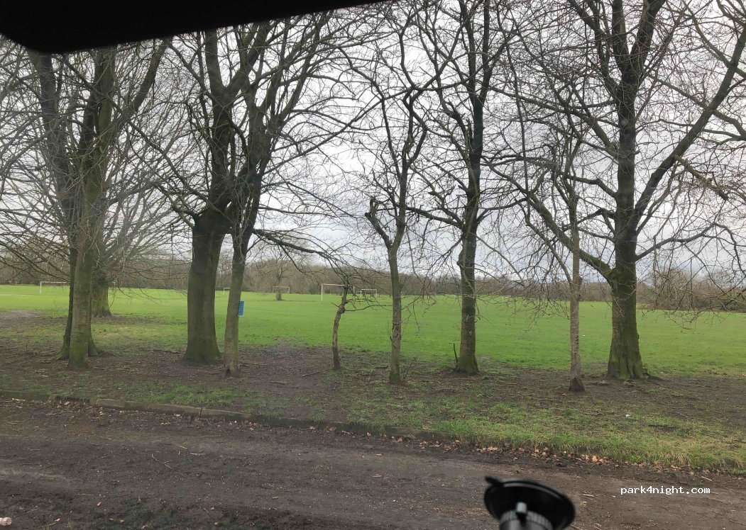 (M32 8QD) Manchester - Unnamed road — foto 2