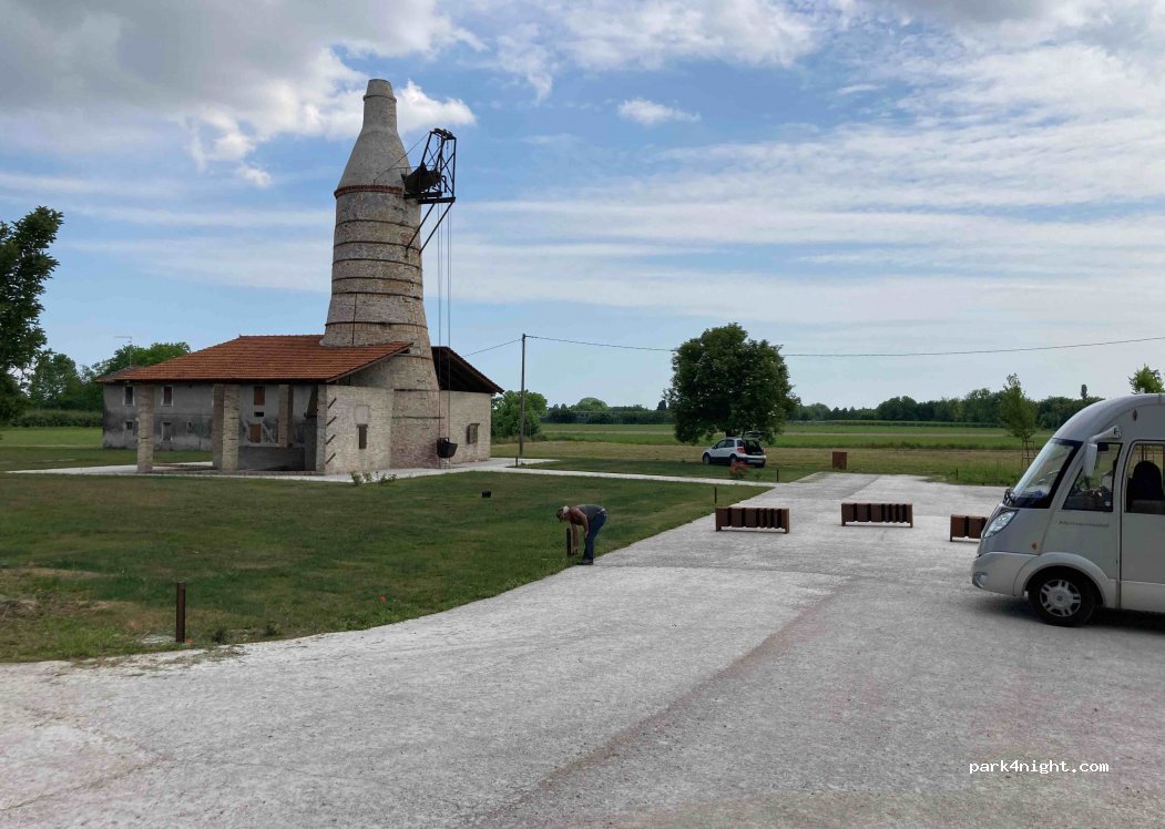 (33075) San Vito al Tagliamento - Via Fornace — foto
