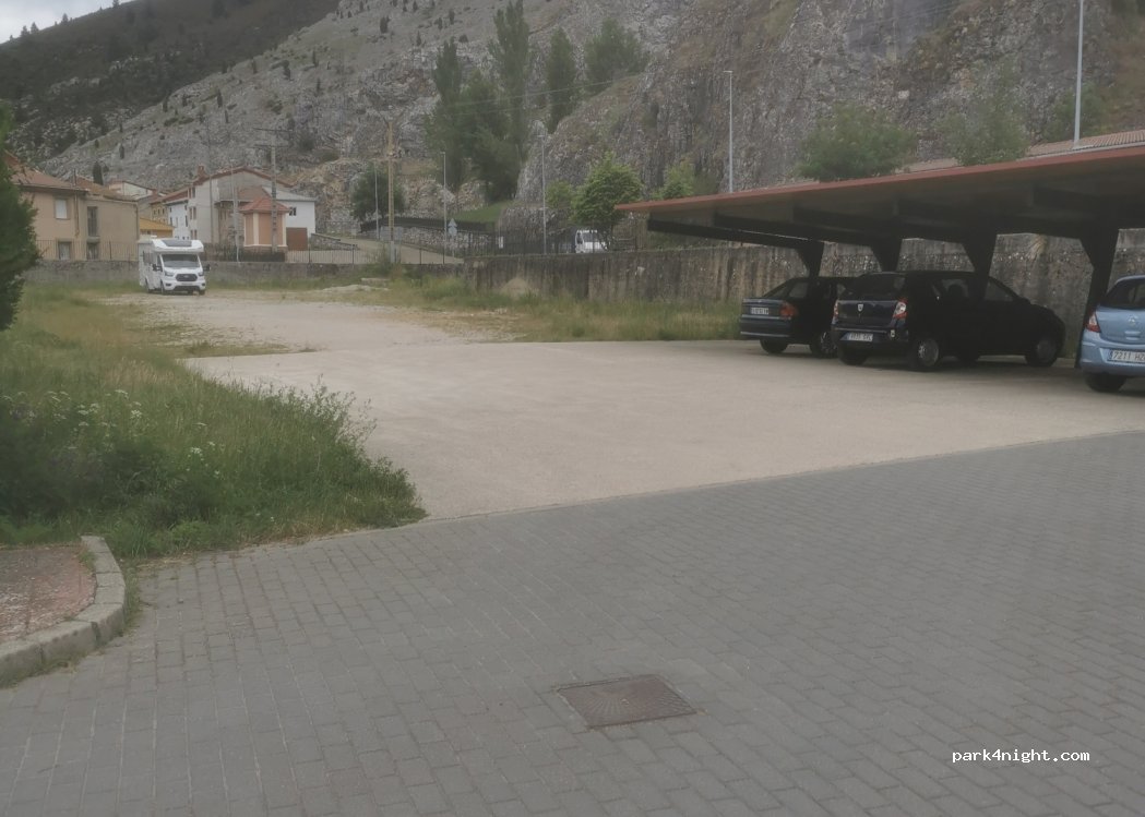 (34886) Velilla del Río Carrión - 2 Plaza la Paz — foto 2