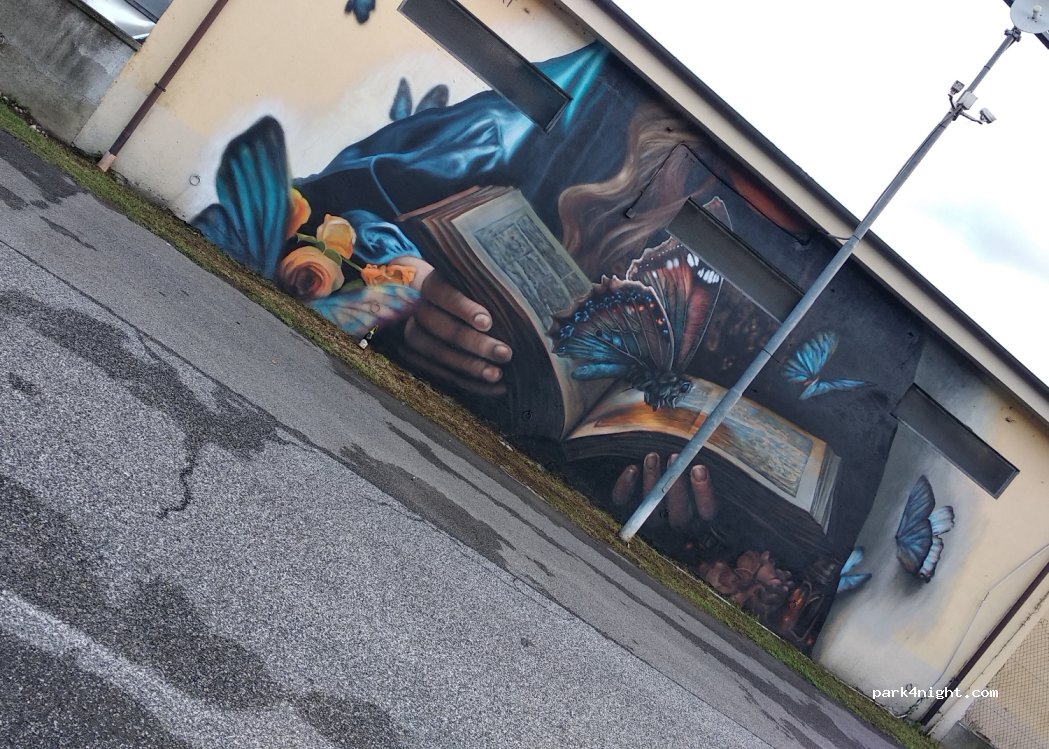 (54027) Pontremoli - 1 Via della Madonna del Buon Consiglio — foto