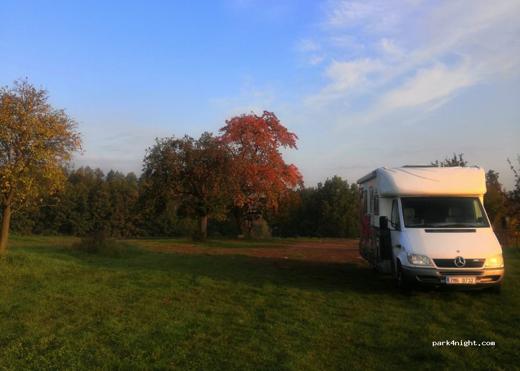 (257 26) Divišov - 111 — foto 2