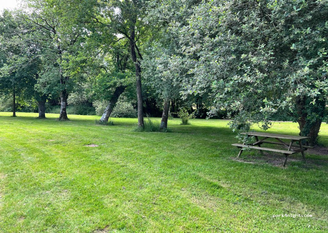 (35620) Ercé-en-Lamée - Unnamed Road — foto 4
