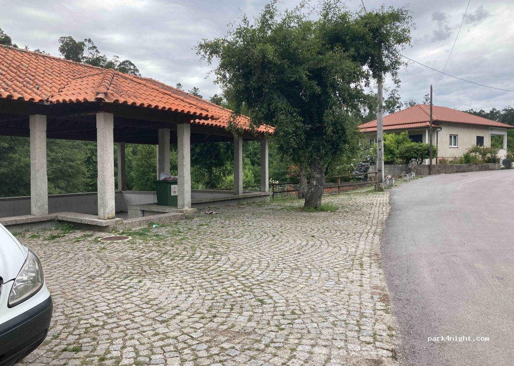 (3460) Tondela - 130 Bairro Ponte — foto
